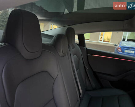 Синій Тесла Модель 3, об'ємом двигуна 0 л та пробігом 6 тис. км за 31000 $, фото 26 на Automoto.ua