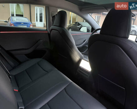 Синій Тесла Модель 3, об'ємом двигуна 0 л та пробігом 6 тис. км за 31000 $, фото 25 на Automoto.ua