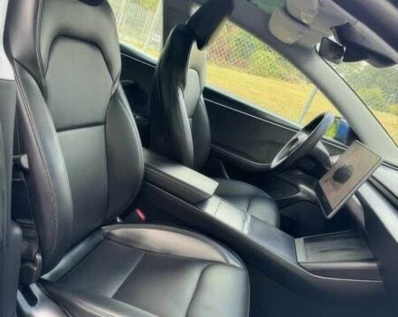 Синій Тесла Модель 3, об'ємом двигуна 0 л та пробігом 5 тис. км за 15500 $, фото 5 на Automoto.ua
