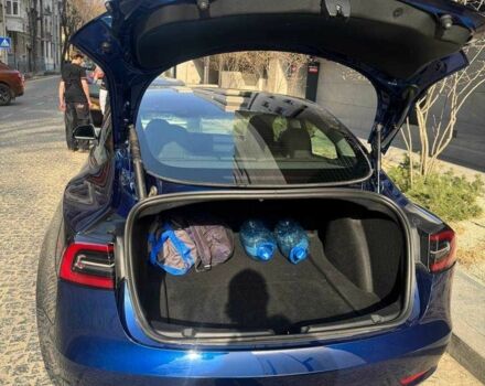 Синій Тесла Модель 3, об'ємом двигуна 0 л та пробігом 23 тис. км за 21000 $, фото 4 на Automoto.ua