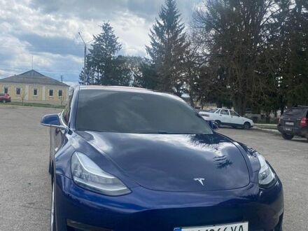 Синий Тесла Модель 3, объемом двигателя 0 л и пробегом 106 тыс. км за 17500 $, фото 1 на Automoto.ua
