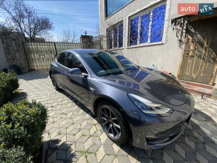 Тесла Модель 3 2018 в Одессе на Automoto.ua Синий Тесла Модель 3, объемом двигателя 0 л и пробегом 94 тыс. км за 15900 $, фото 1 на Automoto.ua