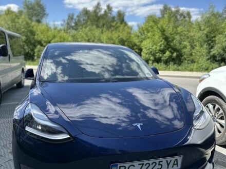 Синий Тесла Модель 3, объемом двигателя 0 л и пробегом 131 тыс. км за 20999 $, фото 1 на Automoto.ua