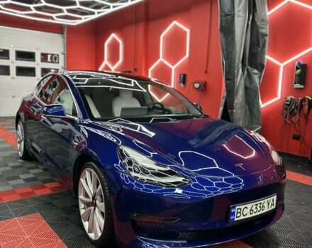 Синий Тесла Модель 3, объемом двигателя 0 л и пробегом 135 тыс. км за 12000 $, фото 1 на Automoto.ua