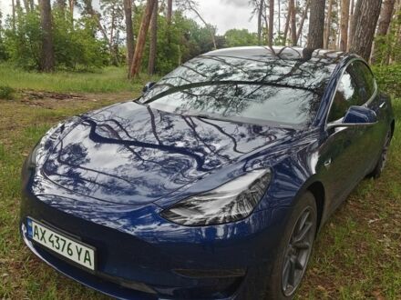 Тесла Модель 3 2018 у Харкові на Automoto.ua Синій Тесла Модель 3, об'ємом двигуна 0 л та пробігом 111 тис. км за 18000 $, фото 1 на Automoto.ua