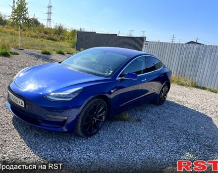 Синий Тесла Модель 3, объемом двигателя 0 л и пробегом 130 тыс. км за 23000 $, фото 1 на Automoto.ua