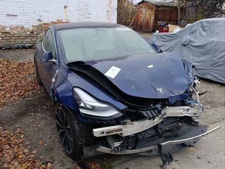 Синій Тесла Модель 3, об'ємом двигуна 0 л та пробігом 80 тис. км за 11200 $, фото 1 на Automoto.ua