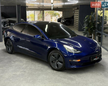 Тесла Модель 3 2018 в Одессе на Automoto.ua Синий Тесла Модель 3, объемом двигателя 0 л и пробегом 74 тыс. км за 19500 $, фото 1 на Automoto.ua