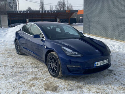 Синий Тесла Модель 3, объемом двигателя 0 л и пробегом 63 тыс. км за 18300 $, фото 1 на Automoto.ua