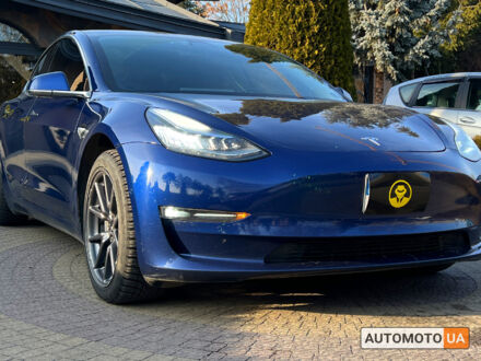 Тесла Модель 3 2018 у Львові на Automoto.ua Синій Тесла Модель 3, об'ємом двигуна 75 л та пробігом 155 тис. км за 18800 $, фото 1 на Automoto.ua