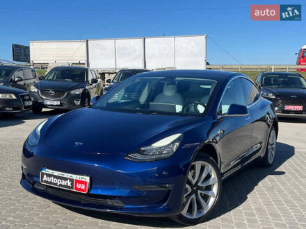Тесла Модель 3 2018 у Львові на Automoto.ua Синій Тесла Модель 3, об'ємом двигуна 0 л та пробігом 198 тис. км за 16690 $, фото 1 на Automoto.ua