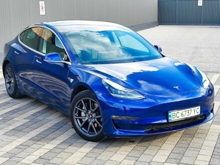 Тесла Модель 3 2019 у Львові на Automoto.ua Синій Тесла Модель 3, об'ємом двигуна 0 л та пробігом 69 тис. км за 18200 $, фото 1 на Automoto.ua