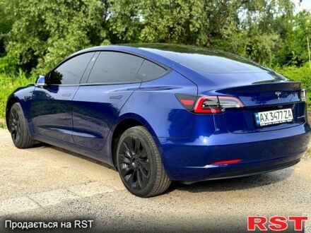 Тесла Модель 3 2019 у Харкові на Automoto.ua Синій Тесла Модель 3, об'ємом двигуна 0 л та пробігом 150 тис. км за 18000 $, фото 1 на Automoto.ua