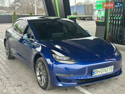 Синий Тесла Модель 3, объемом двигателя 0 л и пробегом 80 тыс. км за 15900 $, фото 1 на Automoto.ua