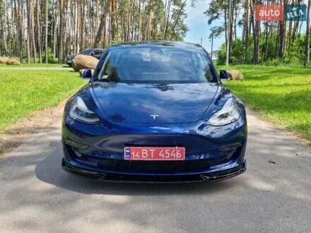 Тесла Модель 3 2019 у Житомирі на Automoto.ua Синій Тесла Модель 3, об'ємом двигуна 0 л та пробігом 180 тис. км за 17700 $, фото 1 на Automoto.ua