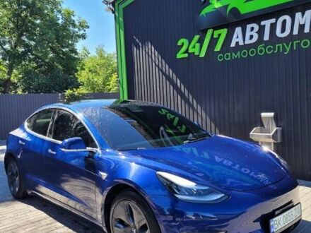 Тесла Модель 3 2019 у Рівному на Automoto.ua Синій Тесла Модель 3, об'ємом двигуна 0 л та пробігом 80 тис. км за 37499 $, фото 1 на Automoto.ua