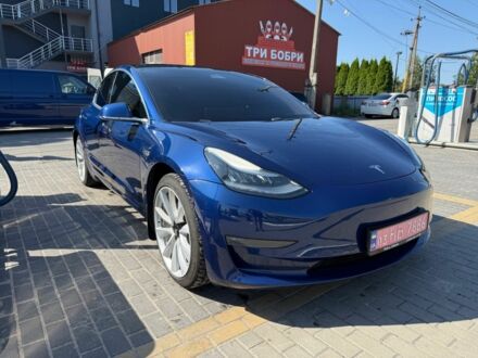 Тесла Модель 3 2019 у Радомышле на Automoto.ua Синій Тесла Модель 3, об'ємом двигуна 0 л та пробігом 186 тис. км за 18200 $, фото 1 на Automoto.ua