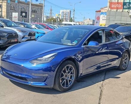 Тесла Модель 3 2019 у Харкові на Automoto.ua Синій Тесла Модель 3, об'ємом двигуна 0 л та пробігом 71 тис. км за 15430 $, фото 1 на Automoto.ua