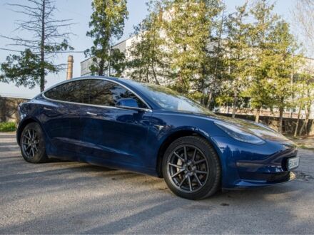 Тесла Модель 3 2019 в Хмельницком на Automoto.ua Синий Тесла Модель 3, объемом двигателя 0 л и пробегом 140 тыс. км за 17400 $, фото 1 на Automoto.ua