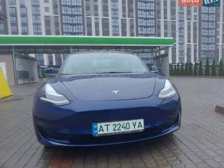 Синий Тесла Модель 3, объемом двигателя 0 л и пробегом 62 тыс. км за 20000 $, фото 1 на Automoto.ua