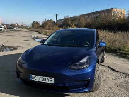Тесла Модель 3 2019 у Луцьку на Automoto.ua Синій Тесла Модель 3, об'ємом двигуна 0 л та пробігом 93 тис. км за 21000 $, фото 1 на Automoto.ua