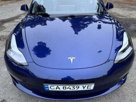 Тесла Модель 3 2019 у Черкасах на Automoto.ua Синій Тесла Модель 3, об'ємом двигуна 0 л та пробігом 54 тис. км за 17500 $, фото 1 на Automoto.ua
