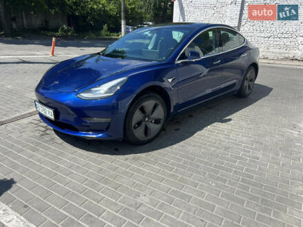 Тесла Модель 3 2019 у Вінниці на Automoto.ua Синій Тесла Модель 3, об'ємом двигуна 0 л та пробігом 72 тис. км за 14245 $, фото 1 на Automoto.ua