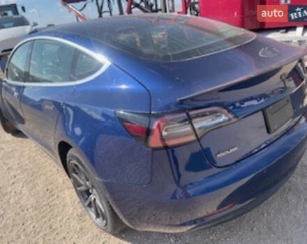 Синий Тесла Модель 3, объемом двигателя 0 л и пробегом 130 тыс. км за 13800 $, фото 1 на Automoto.ua