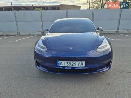 Тесла Модель 3 2019 у Києві на Automoto.ua Синій Тесла Модель 3, об'ємом двигуна 0 л та пробігом 114 тис. км за 17000 $, фото 1 на Automoto.ua