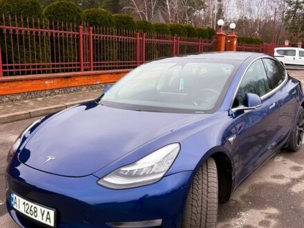Тесла Модель 3 2020 в Белой Церкве на Automoto.ua Синий Тесла Модель 3, объемом двигателя 0 л и пробегом 62 тыс. км за 20600 $, фото 1 на Automoto.ua