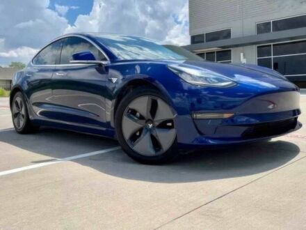 Тесла Модель 3 2020 у Дніпро (Дніпропетровську) на Automoto.ua Синій Тесла Модель 3, об'ємом двигуна 0 л та пробігом 40 тис. км за 13800 $, фото 1 на Automoto.ua