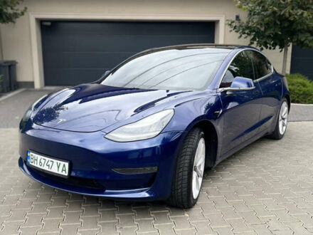Тесла Модель 3 2020 в Одессе на Automoto.ua Синий Тесла Модель 3, объемом двигателя 0 л и пробегом 109 тыс. км за 16000 $, фото 1 на Automoto.ua