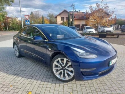 Тесла Модель 3 2020 в Львове на Automoto.ua Синий Тесла Модель 3, объемом двигателя 0 л и пробегом 95 тыс. км за 17800 $, фото 1 на Automoto.ua