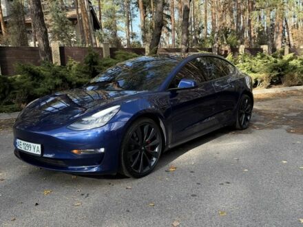 Синій Тесла Модель 3, об'ємом двигуна 0 л та пробігом 62 тис. км за 21000 $, фото 1 на Automoto.ua
