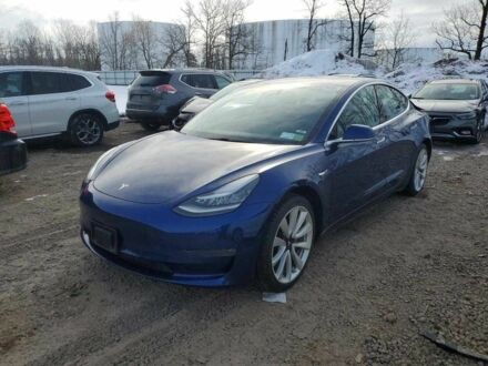 Синий Тесла Модель 3, объемом двигателя 0 л и пробегом 71 тыс. км за 5000 $, фото 1 на Automoto.ua