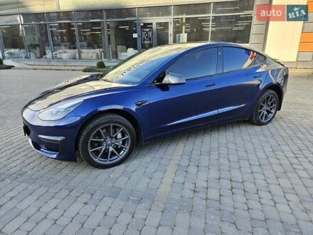 Тесла Модель 3 2020 в Хмельницком на Automoto.ua Синий Тесла Модель 3, объемом двигателя 0 л и пробегом 82 тыс. км за 21700 $, фото 1 на Automoto.ua