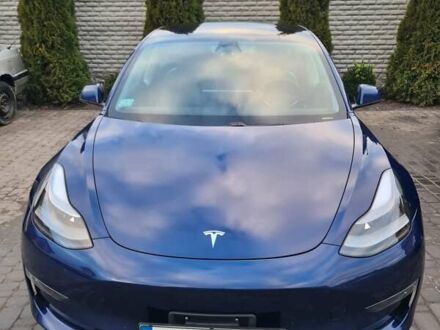 Тесла Модель 3 2021 у Харкові на Automoto.ua Синій Тесла Модель 3, об'ємом двигуна 0 л та пробігом 44 тис. км за 27990 $, фото 1 на Automoto.ua