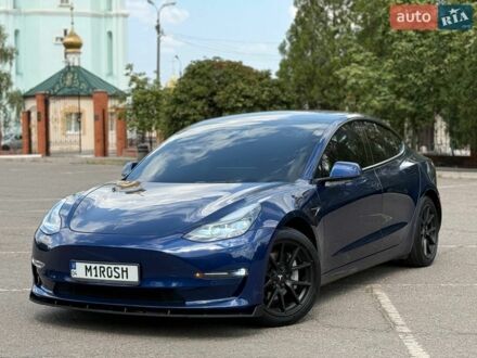 Синий Тесла Модель 3, объемом двигателя 0 л и пробегом 129 тыс. км за 21000 $, фото 1 на Automoto.ua