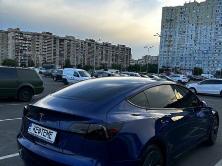 Тесла Модель 3 2021 в Киеве на Automoto.ua Синий Тесла Модель 3, объемом двигателя 0.24 л и пробегом 73 тыс. км за 22500 $, фото 1 на Automoto.ua