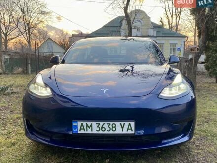 Тесла Модель 3 2021 у Житомирі на Automoto.ua Синій Тесла Модель 3, об'ємом двигуна 0 л та пробігом 33 тис. км за 20500 $, фото 1 на Automoto.ua