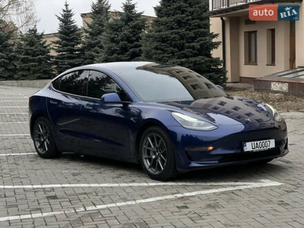 Тесла Модель 3 2021 в Харькове на Automoto.ua Синий Тесла Модель 3, объемом двигателя 0 л и пробегом 75 тыс. км за 20000 $, фото 1 на Automoto.ua