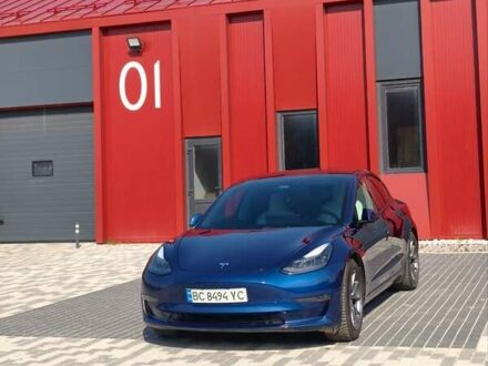 Синий Тесла Модель 3, объемом двигателя 0 л и пробегом 82 тыс. км за 20999 $, фото 1 на Automoto.ua