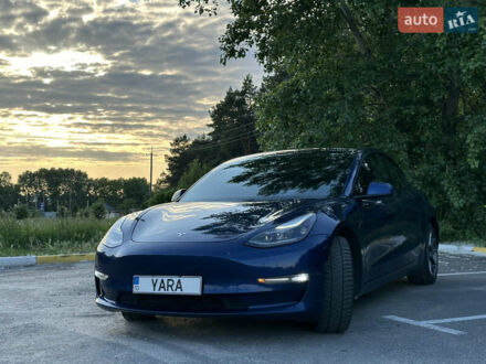 Тесла Модель 3 2021 в Киеве на Automoto.ua Синий Тесла Модель 3, объемом двигателя 0 л и пробегом 59 тыс. км за 20000 $, фото 1 на Automoto.ua