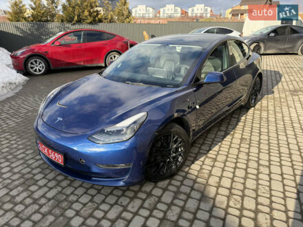 Синий Тесла Модель 3, объемом двигателя 0 л и пробегом 198 тыс. км за 15500 $, фото 1 на Automoto.ua