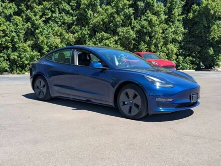 Тесла Модель 3 2022 в Днепре (Днепропетровске) на Automoto.ua Синий Тесла Модель 3, объемом двигателя 0 л и пробегом 23 тыс. км за 8600 $, фото 1 на Automoto.ua