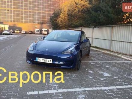 Синій Тесла Модель 3, об'ємом двигуна 0 л та пробігом 13 тис. км за 23999 $, фото 1 на Automoto.ua