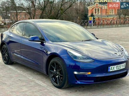 Тесла Модель 3 2022 у Києві на Automoto.ua Синій Тесла Модель 3, об'ємом двигуна 0 л та пробігом 87 тис. км за 19000 $, фото 1 на Automoto.ua