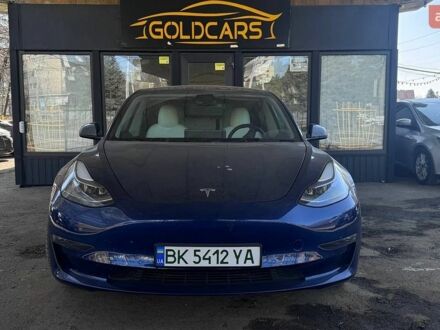 Синий Тесла Модель 3, объемом двигателя 0 л и пробегом 81 тыс. км за 17700 $, фото 1 на Automoto.ua