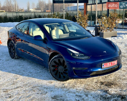 Синий Тесла Модель 3, объемом двигателя 0 л и пробегом 65 тыс. км за 24000 $, фото 1 на Automoto.ua