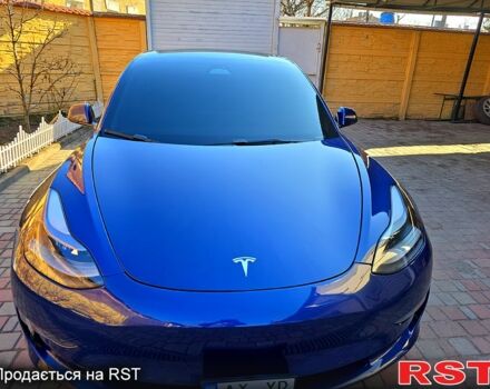 Синий Тесла Модель 3, объемом двигателя 0.18 л и пробегом 125 тыс. км за 18000 $, фото 1 на Automoto.ua